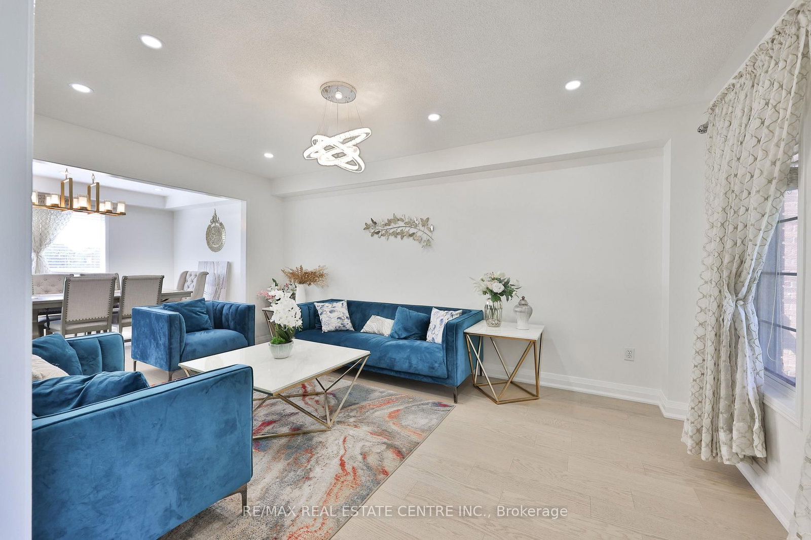 3826 forest bluff Crescent • Mississauga, ON photo 9