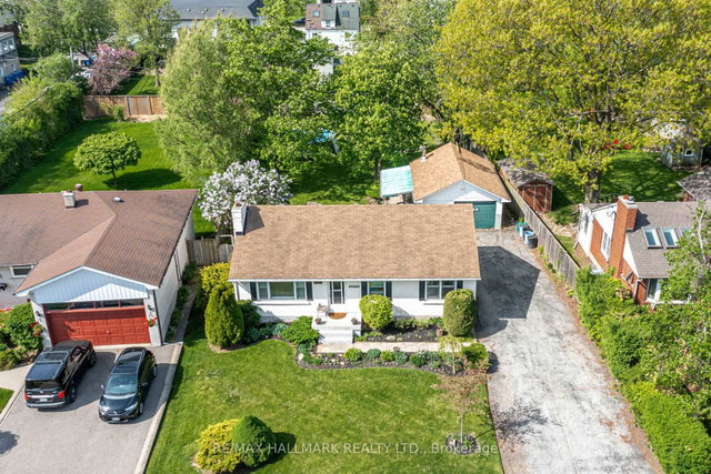 1024 Churchill Avenue