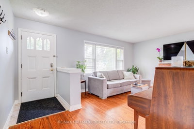 1024 Churchill Avenue — more photos
