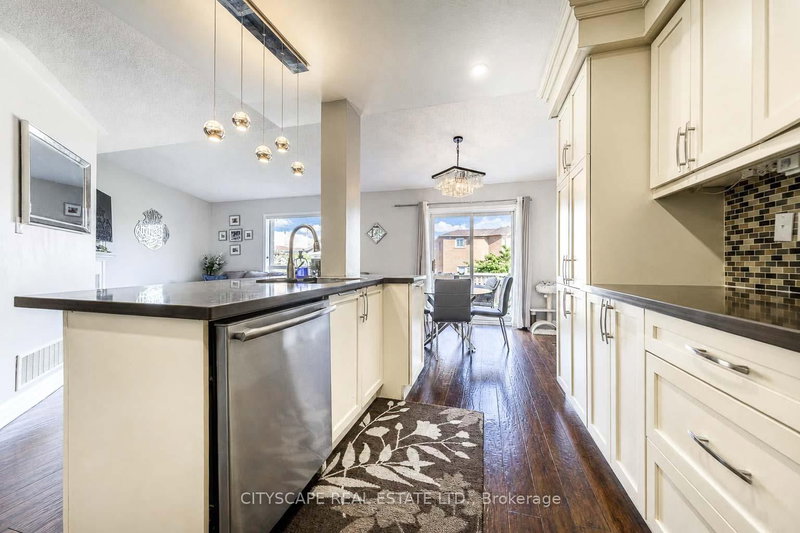 764 Avocado Mississauga,Ontario L5W 1H4 — Photo 15