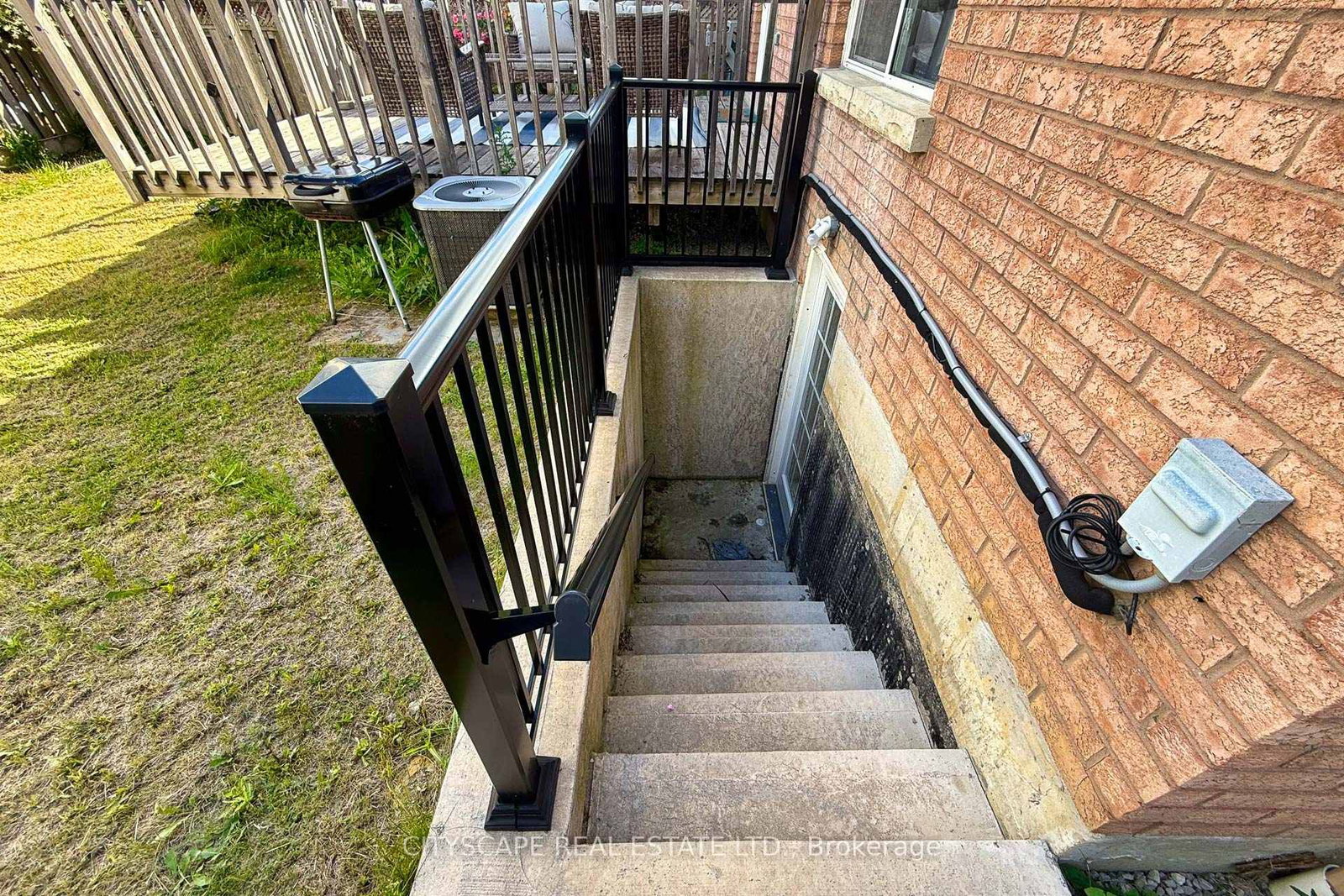 764 Avocado Mississauga,Ontario L5W 1H4 — Photo 42