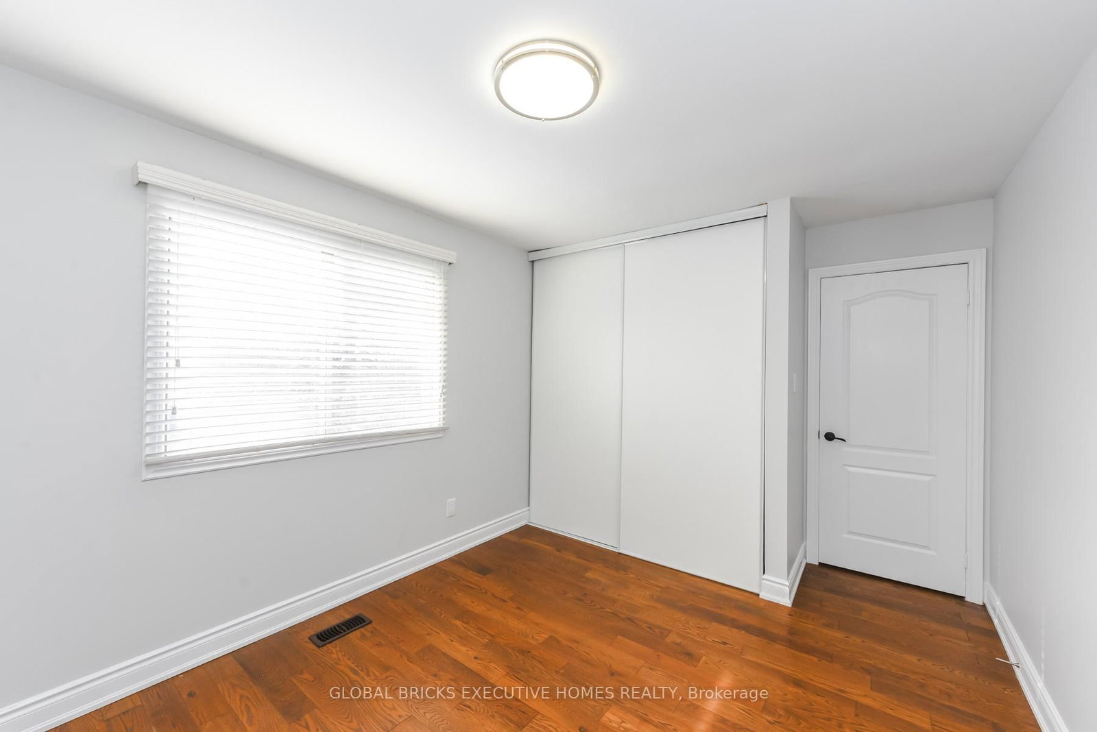 77 Blackthorn Lane • Brampton, ON photo 17