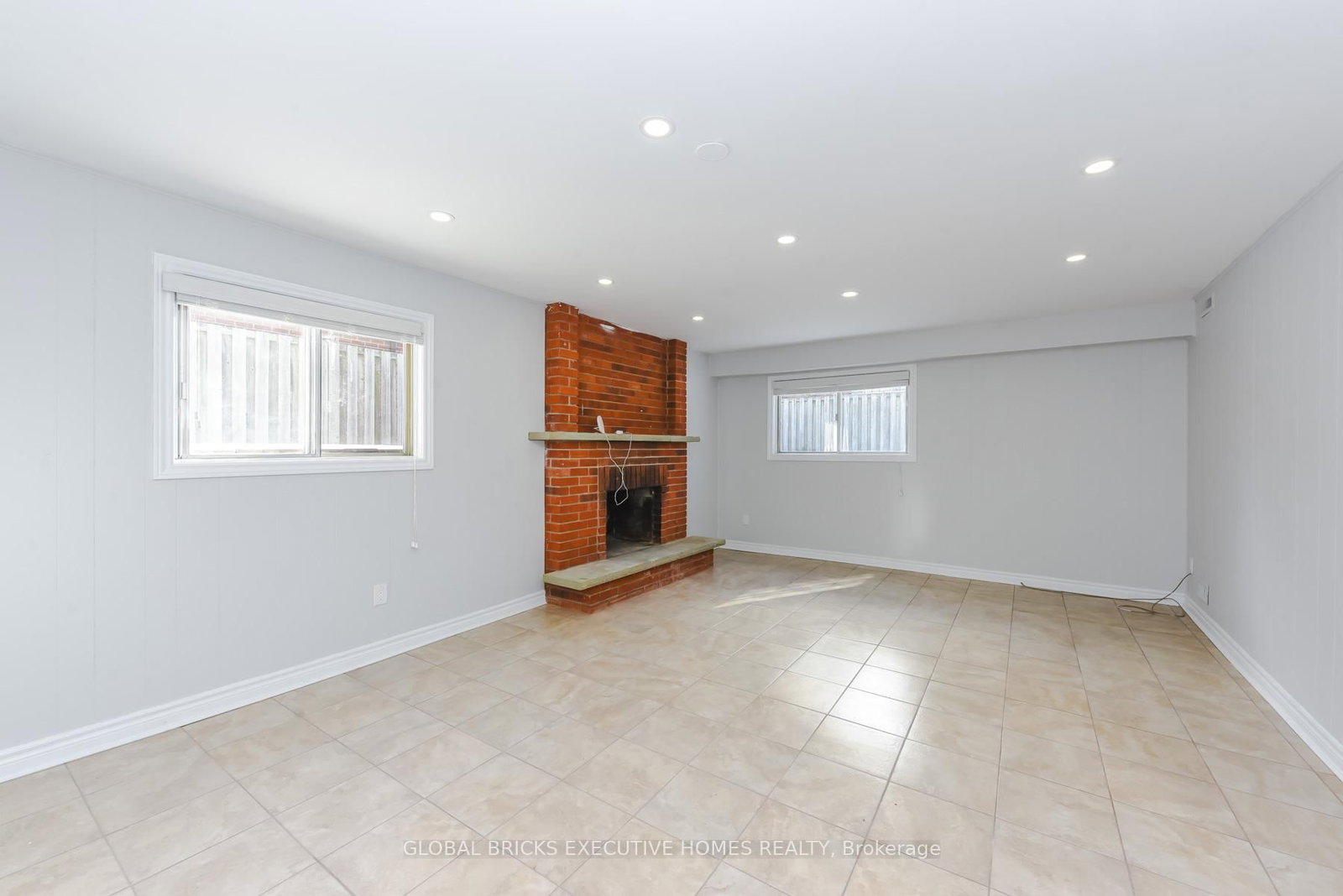 77 Blackthorn Lane • Brampton, ON photo 23