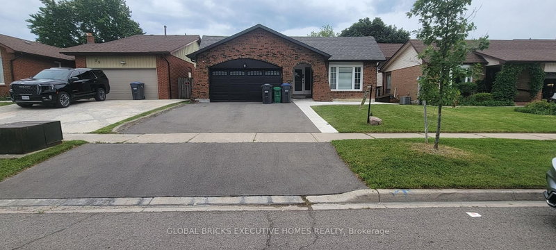 77 Blackthorn Lane
