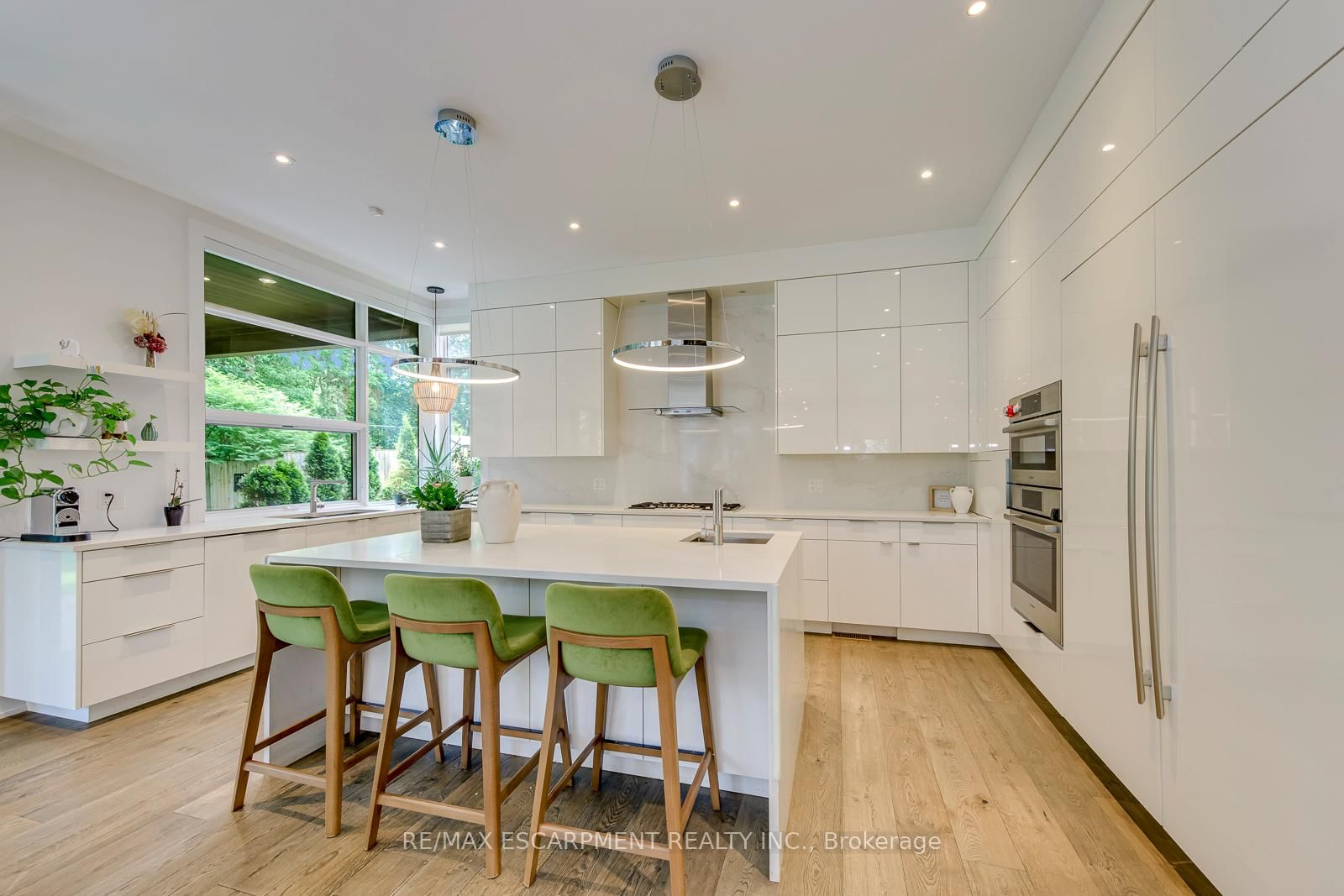 2104 DEVON Road • Oakville, ON photo 11