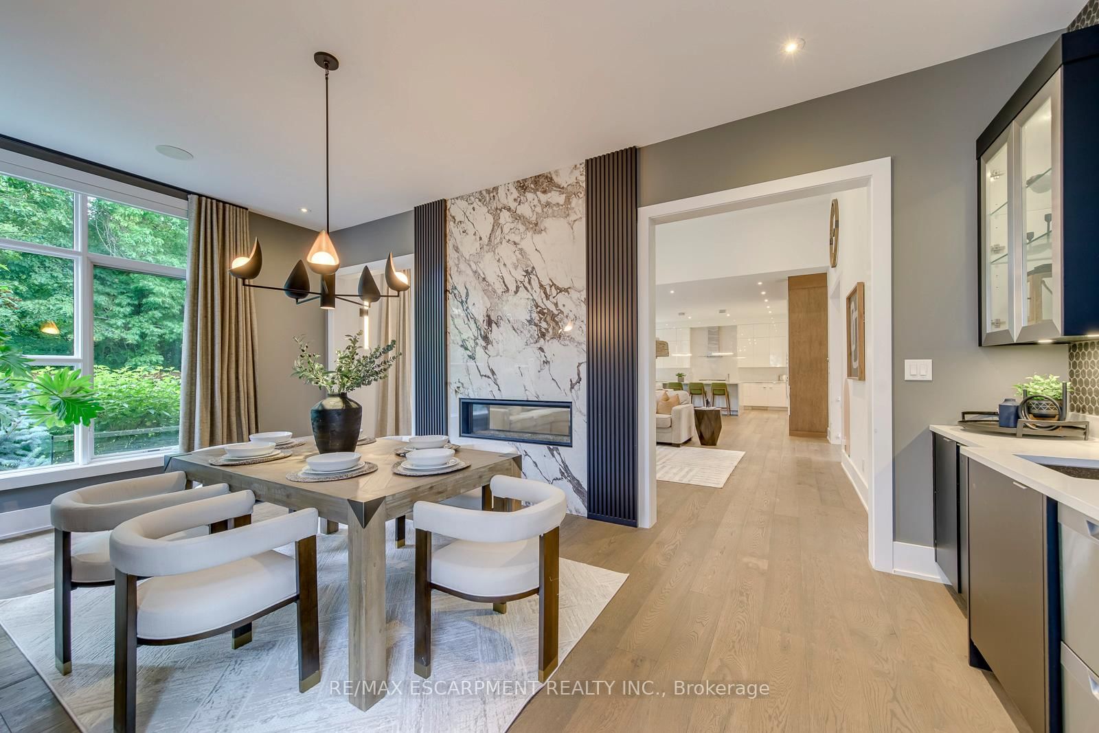 2104 DEVON Road • Oakville, ON photo 17