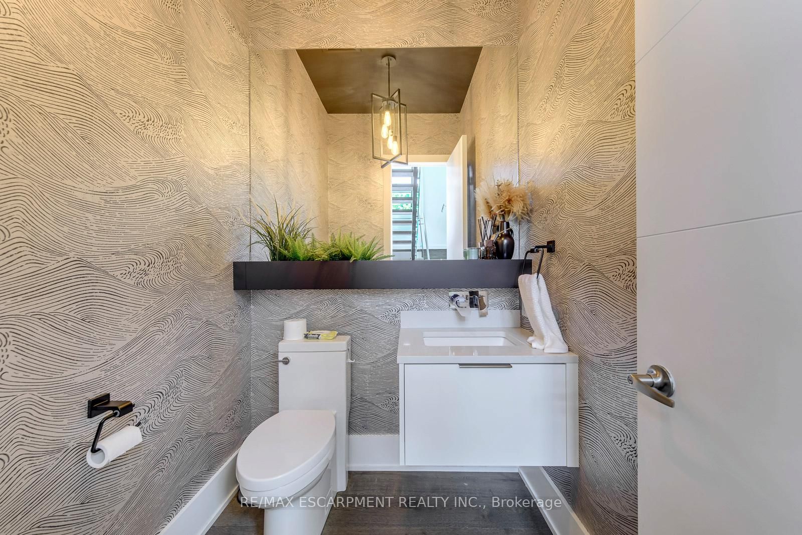 2104 DEVON Road • Oakville, ON photo 21