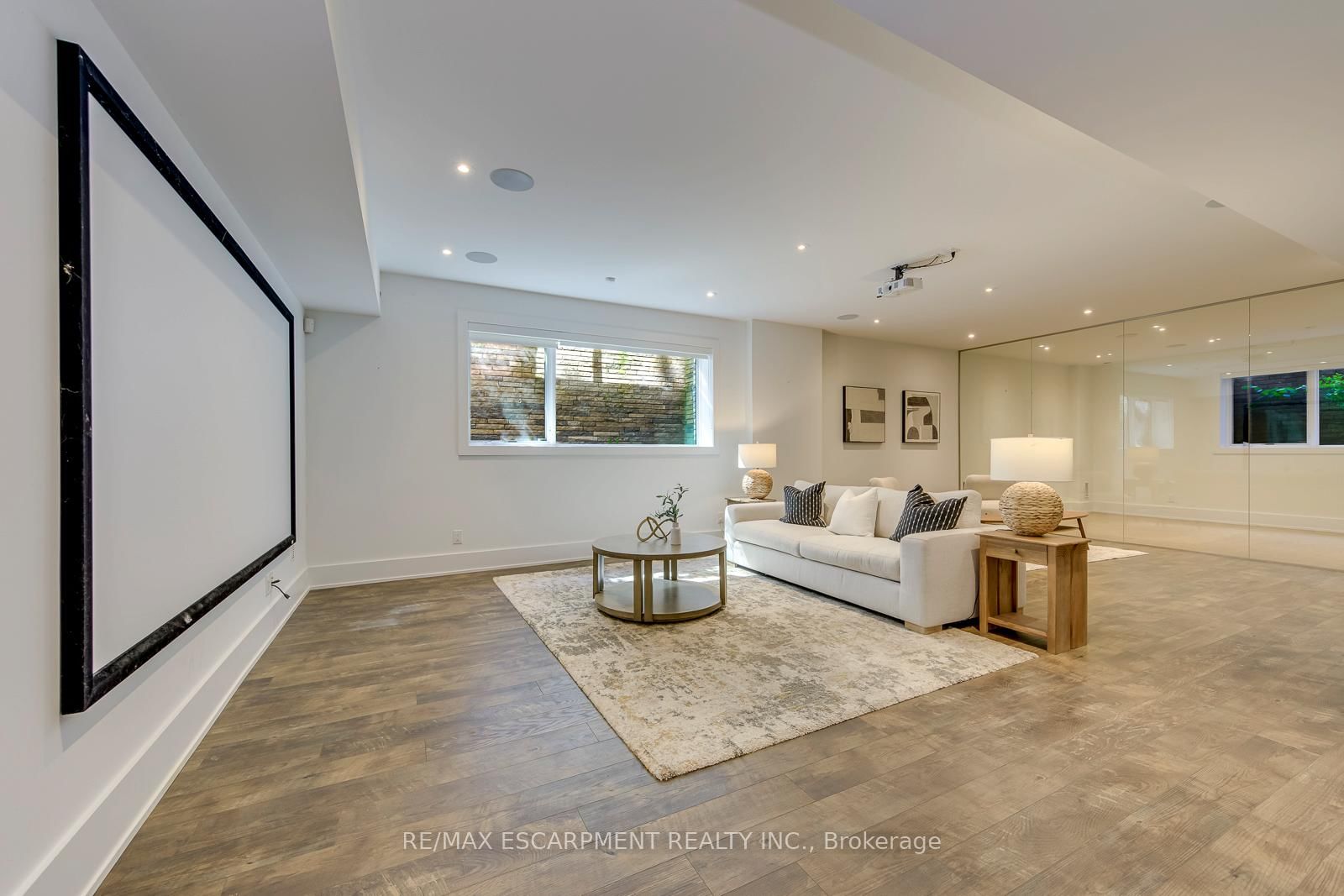 2104 DEVON Road • Oakville, ON photo 37