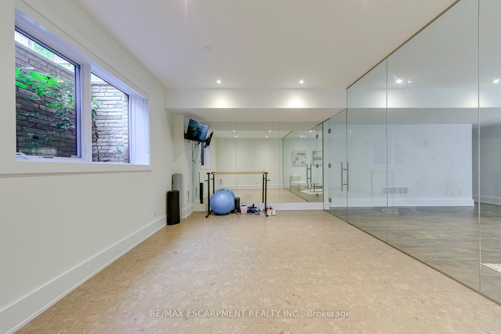 2104 DEVON Road • Oakville, ON photo 40
