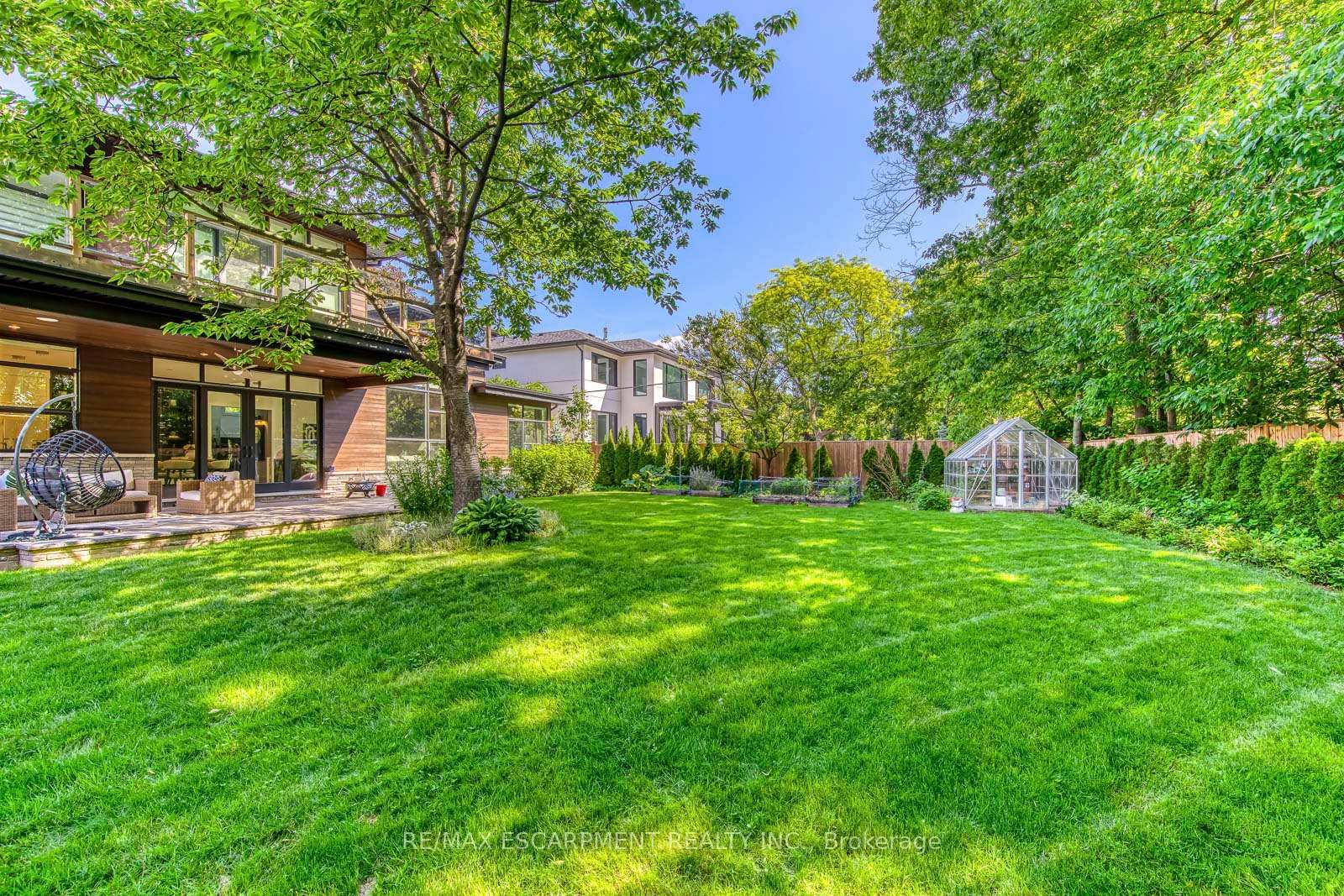 2104 DEVON Road • Oakville, ON photo 46