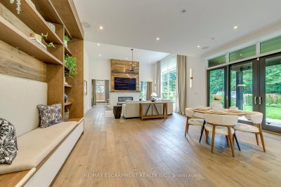 2104 DEVON Road • Oakville, ON photo 9