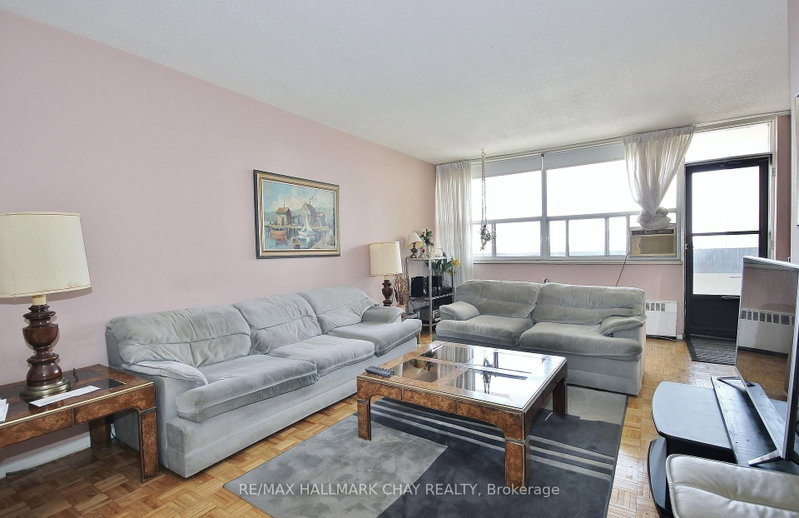 1707 - 1455 LAWRENCE Avenue W