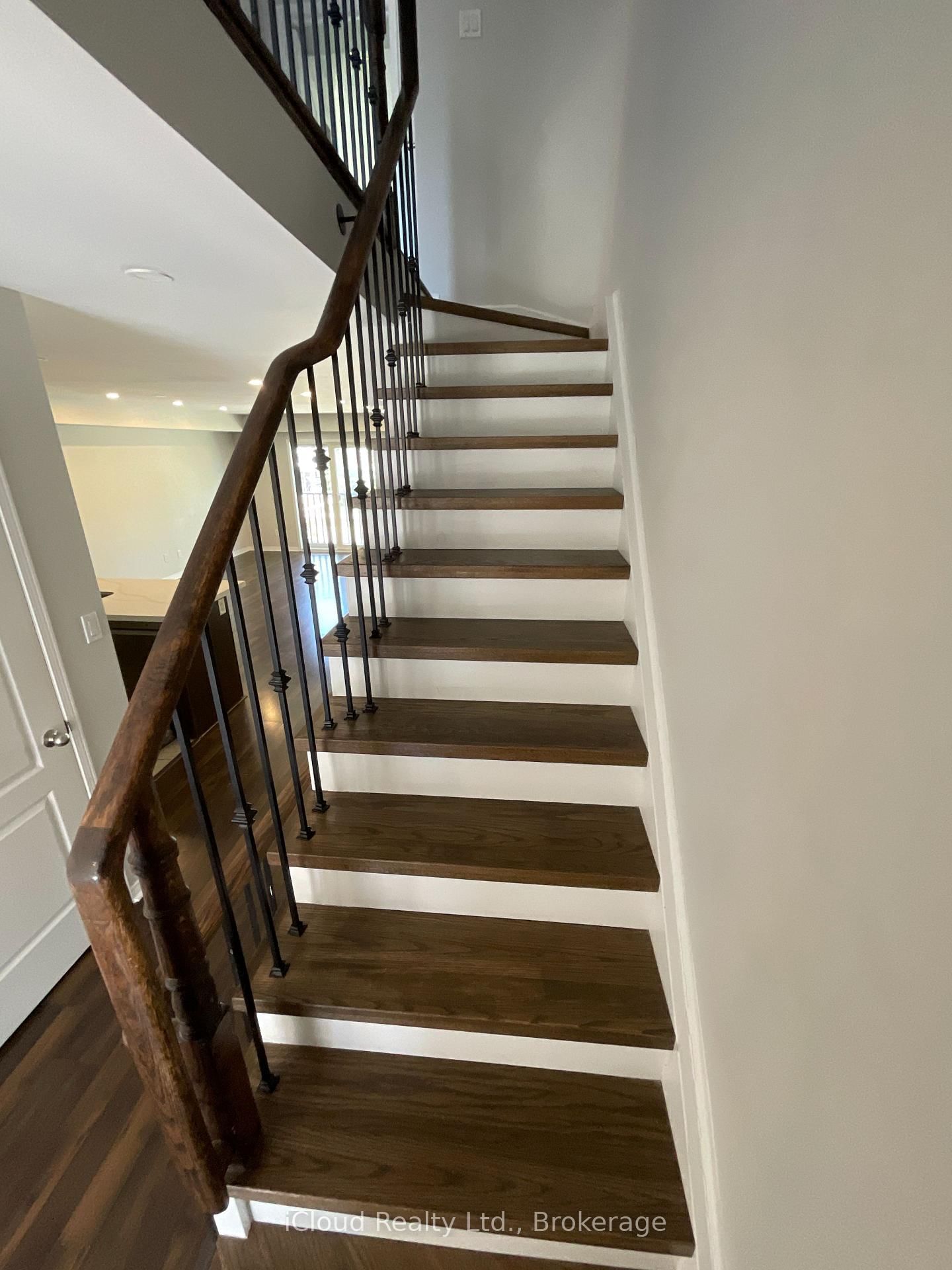 3070 Thomas Street • #8 • Mississauga, ON photo 18
