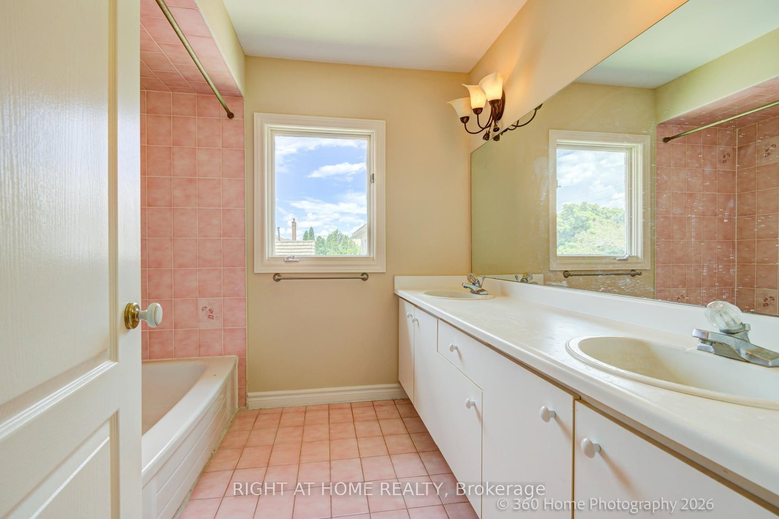 5037 Mississauga Road • Mississauga, ON photo 28