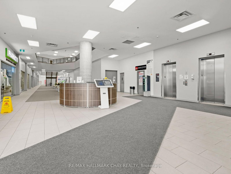 1275 Finch Ave W photo 4