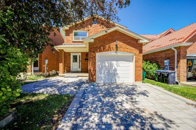 3-bed Detached House · 3377 Hargrove Rd