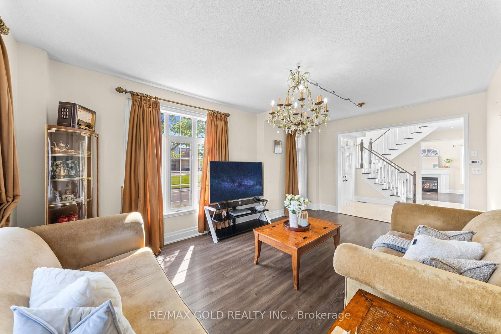 261 Mountainash Road • Brampton, ON photo 14