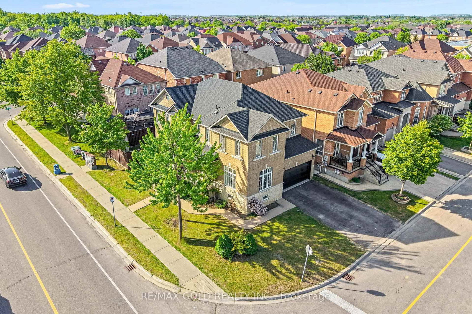 261 Mountainash Road • Brampton, ON photo 39