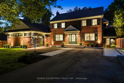 727 King Road