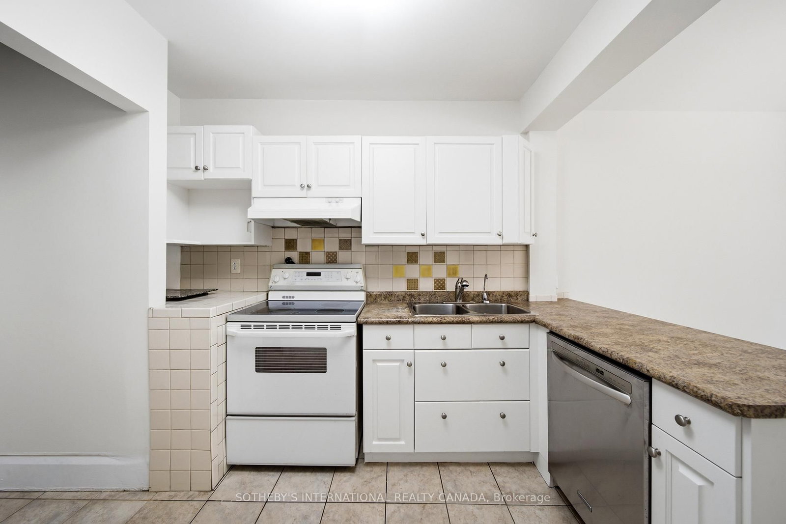 20 Bicknell Avenue • Toronto, ON photo 18