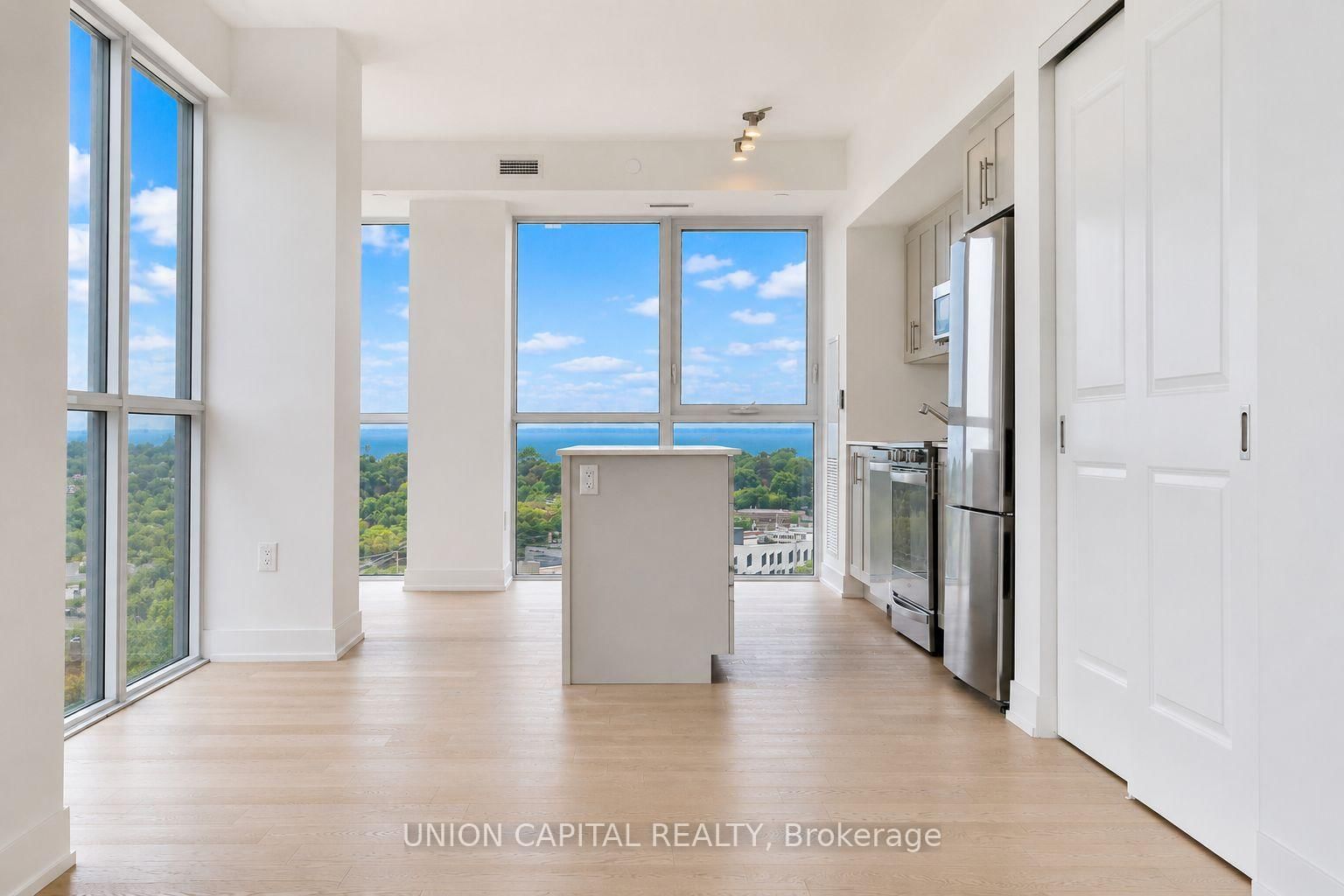1063 Douglas McCurdy Common, Unit 1104