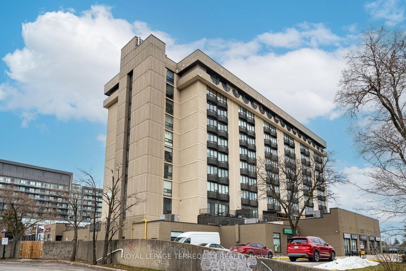 home for lease on 225-2737 Keele Street