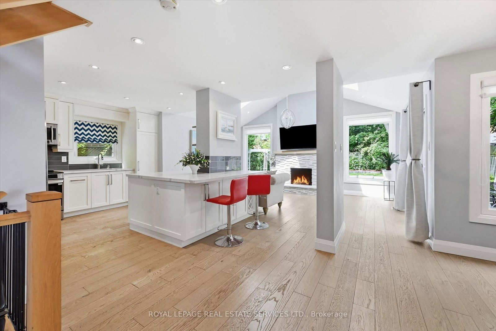 147 Speyside Drive • Oakville, ON photo 19