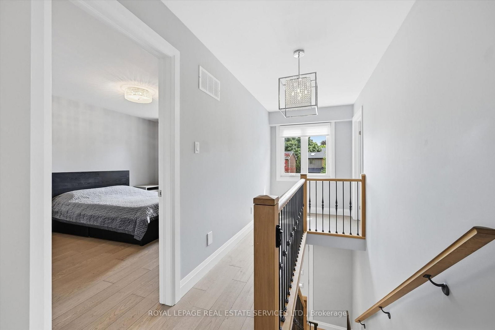147 Speyside Drive • Oakville, ON photo 22