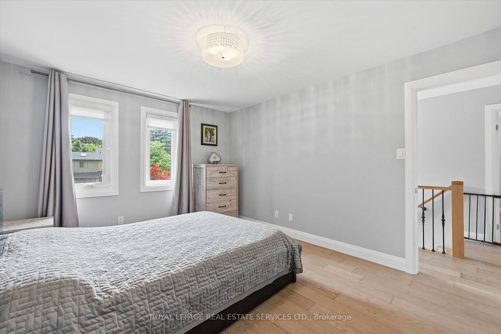 147 Speyside Drive • Oakville, ON photo 24