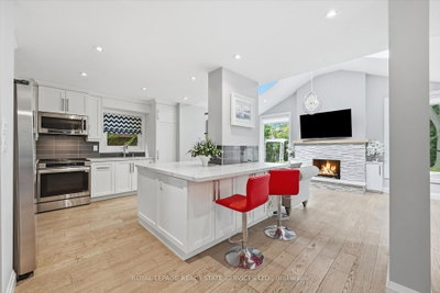 147 Speyside Drive • Oakville, ON photo 8