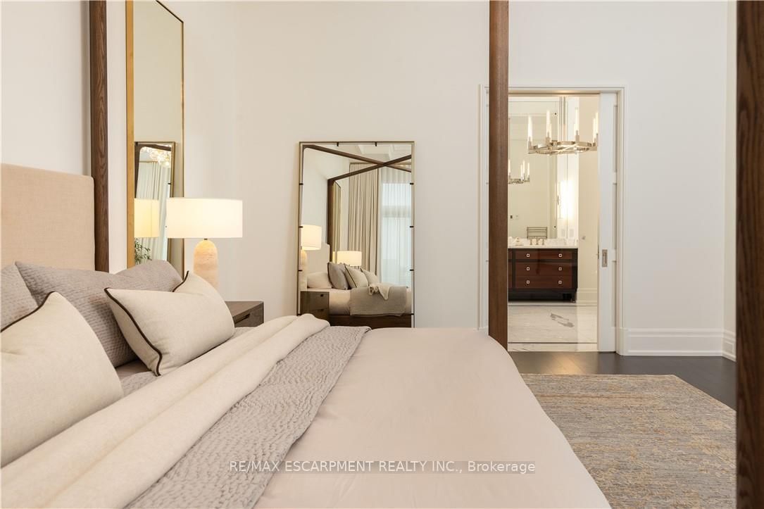 300 Randall Oakville,ON L6J 1R1 — Photo 28