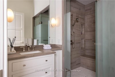 300 Randall Oakville,ON L6J 1R1 — Photo 34