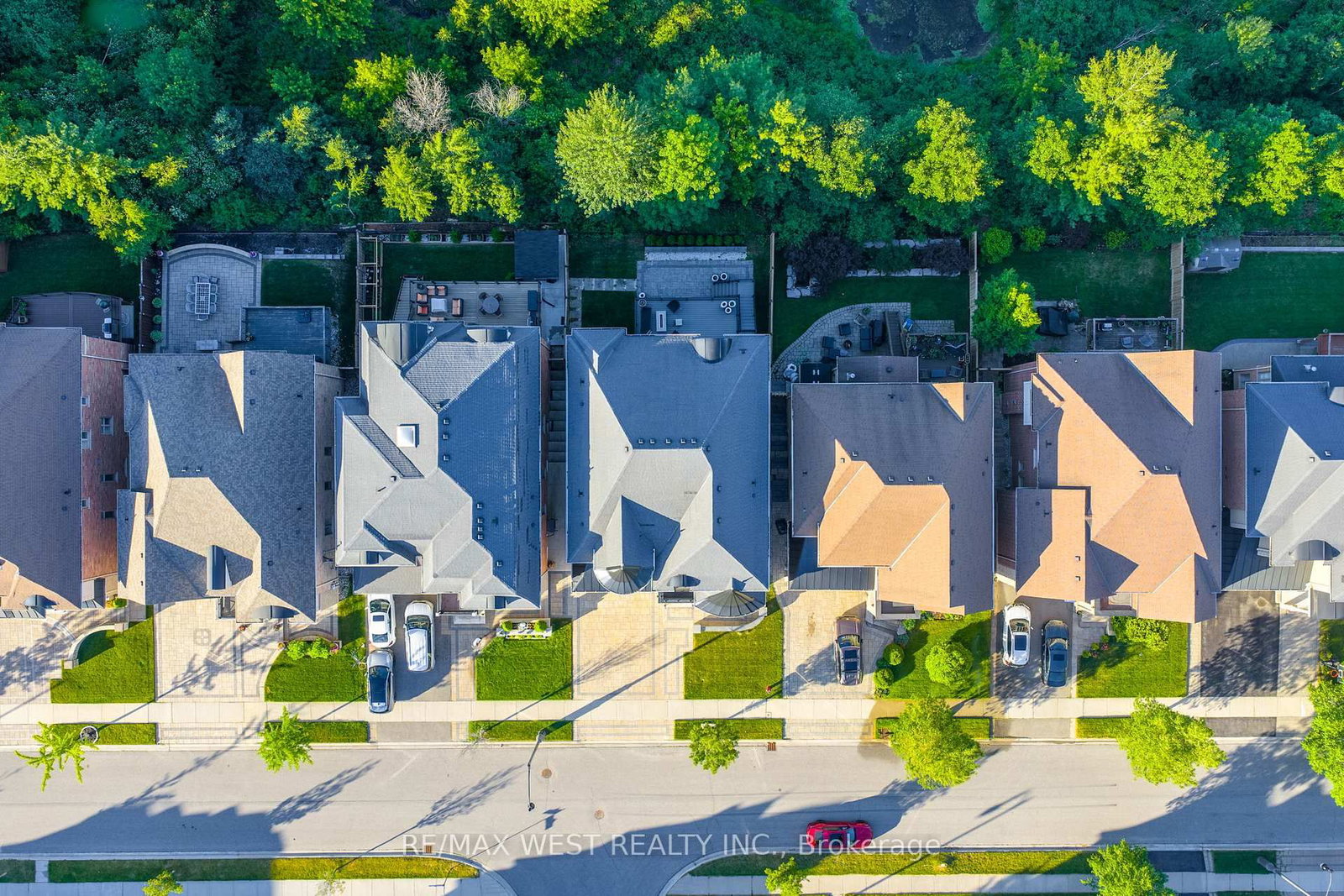 9 Interlacken Drive • Brampton, ON photo 43