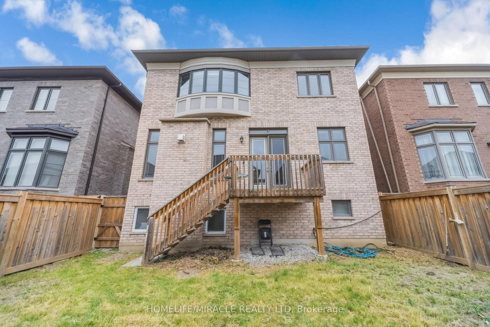 16 Lyle Way • Brampton, ON photo 49