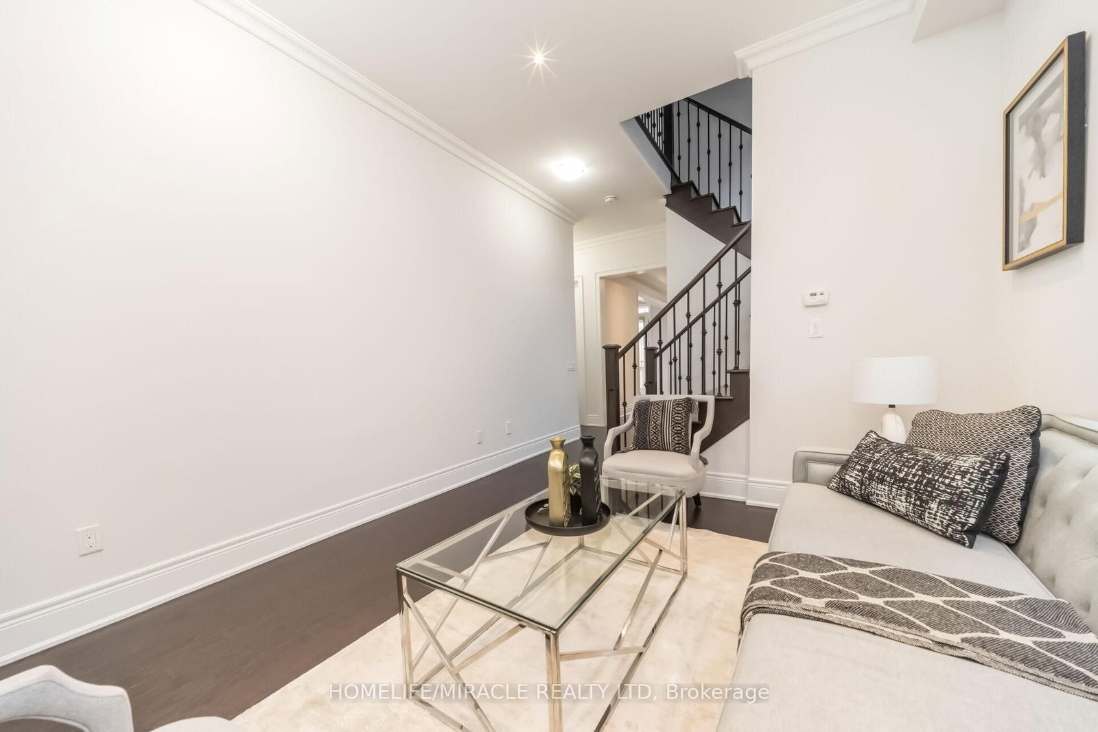 Detached House sold at 16 Lyle Way, Brampton, Ontario, L6X 5P8 - Credit Valley - MLS: W13459110