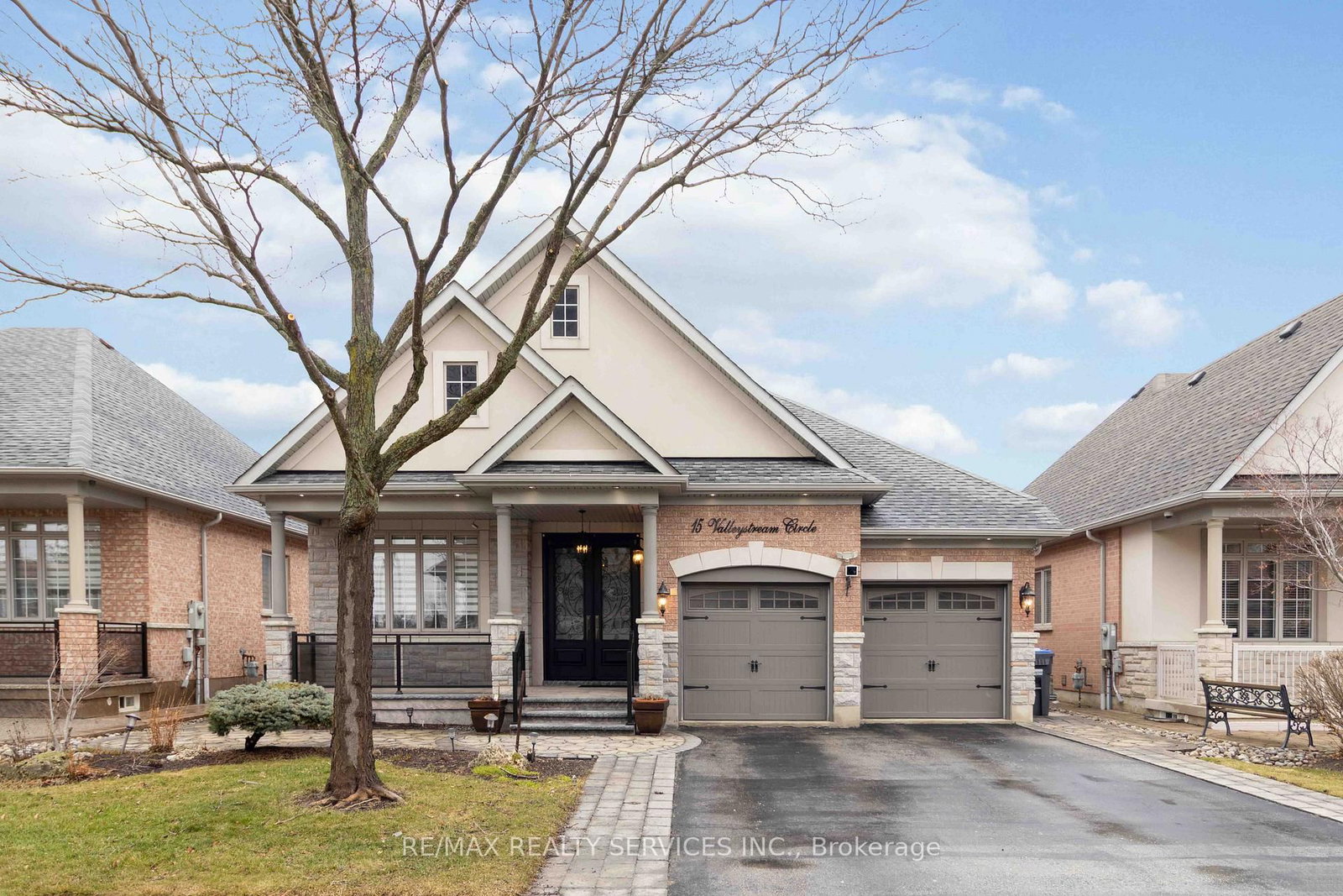 15 Valleystream Circle, Brampton, ON