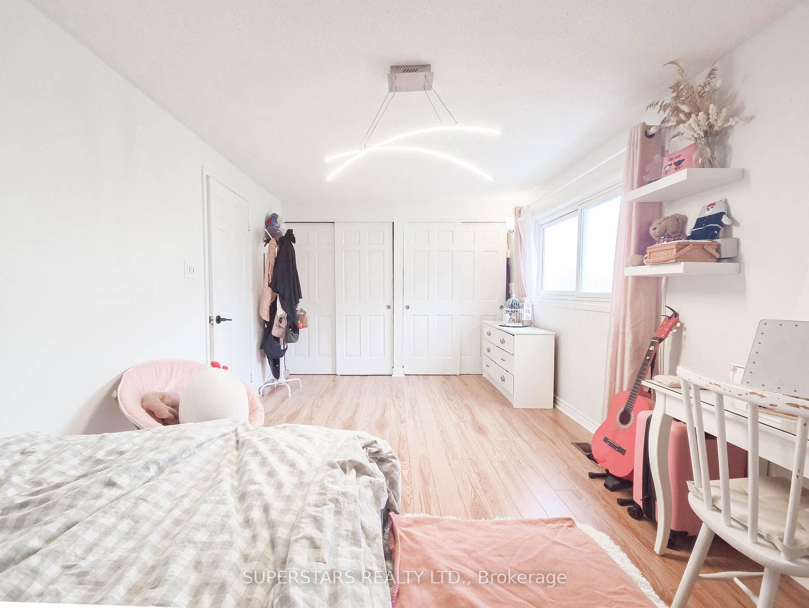 7553 Wildfern Drive • Mississauga, ON photo 10