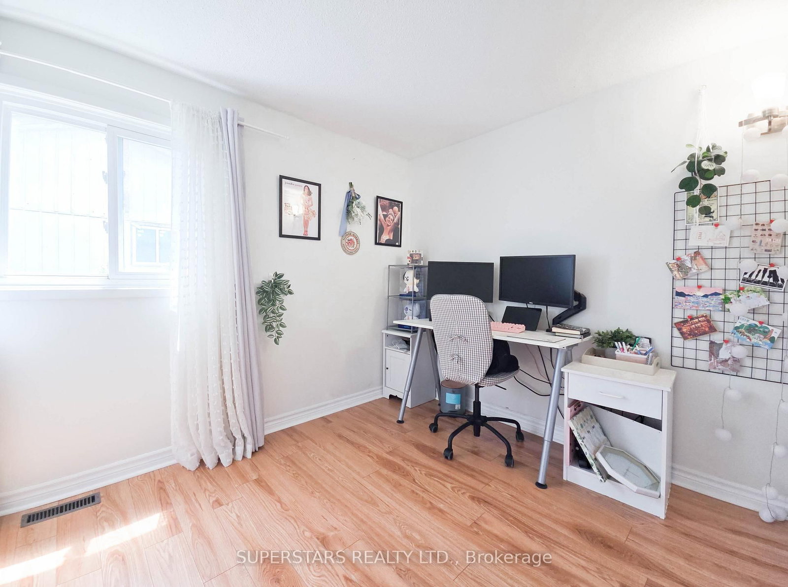 7553 Wildfern Drive • Mississauga, ON photo 13