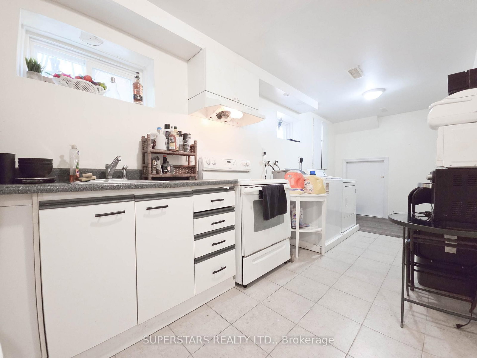 7553 Wildfern Drive • Mississauga, ON photo 20
