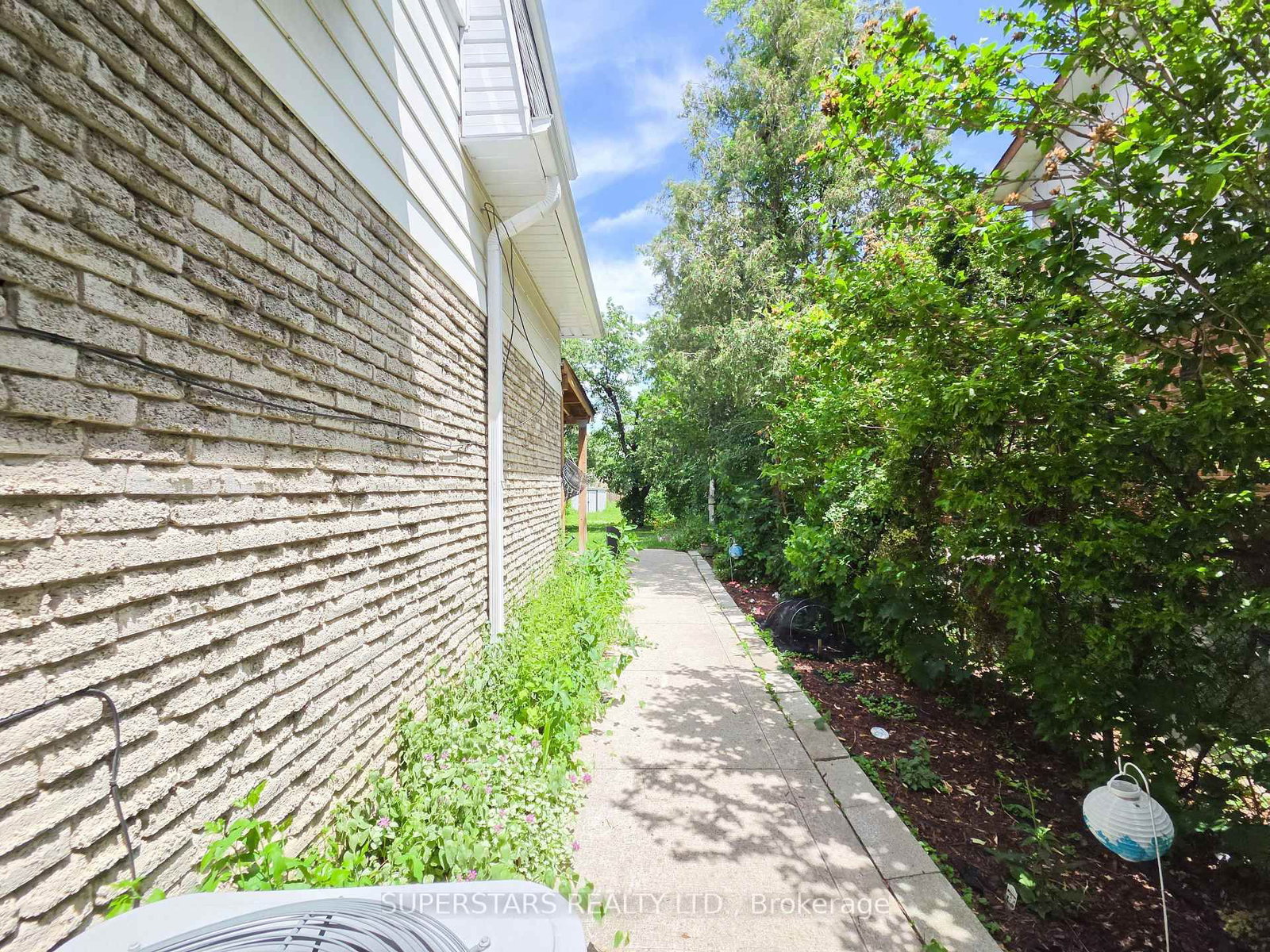 7553 Wildfern Drive • Mississauga, ON photo 27