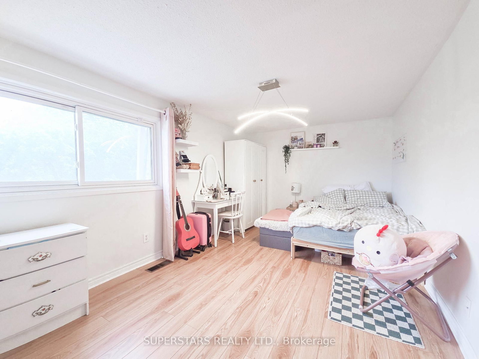 7553 Wildfern Drive • Mississauga, ON photo 8