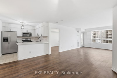 25 Kingsbridge Garden Circle • #2120 • Mississauga, ON photo 8
