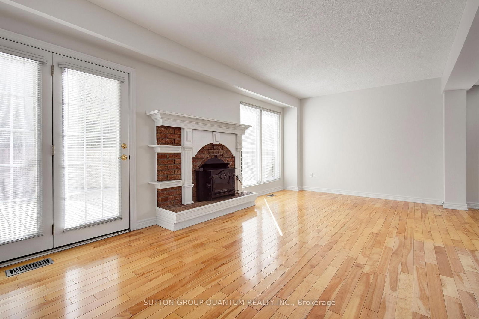 336 Queen Street S • #14 • Mississauga, ON photo 10