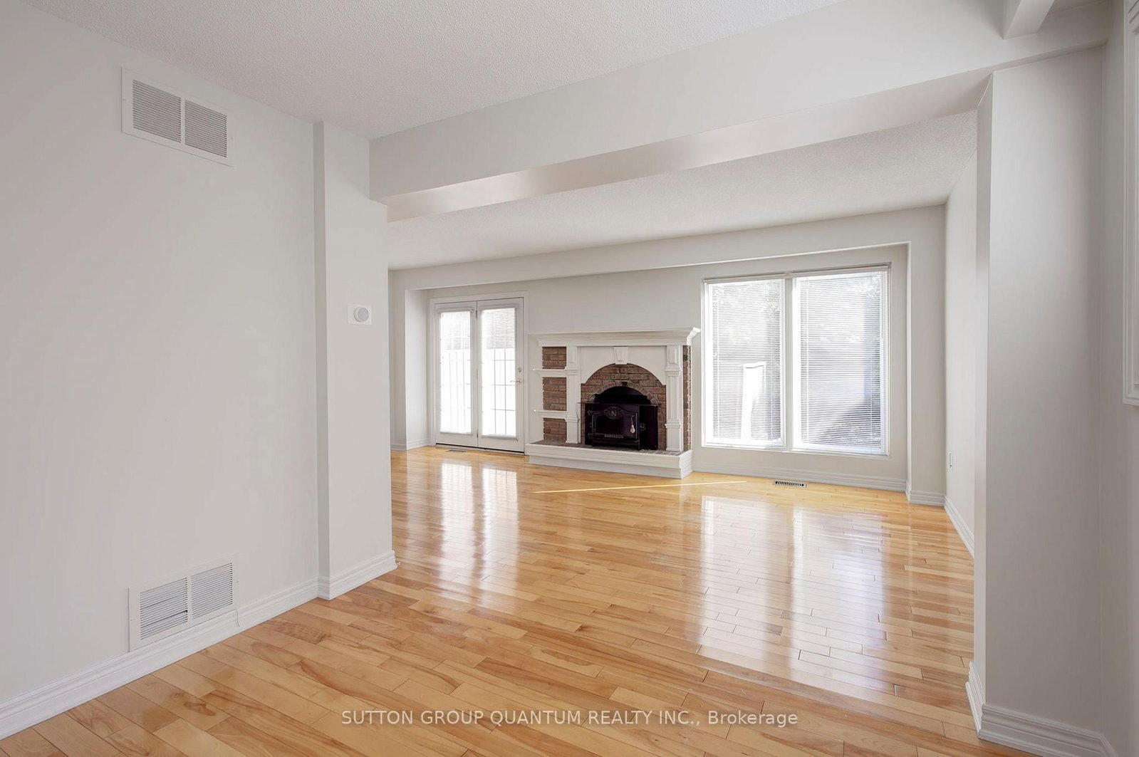 336 Queen Street S • #14 • Mississauga, ON photo 13