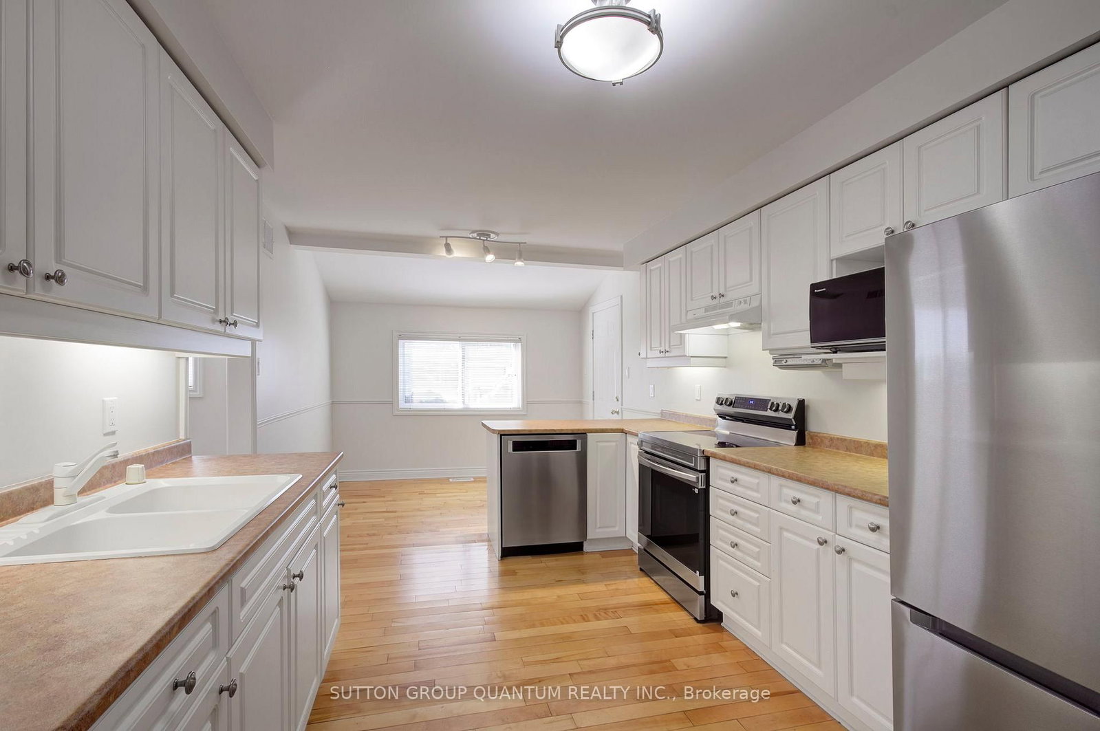 336 Queen Street S • #14 • Mississauga, ON photo 17