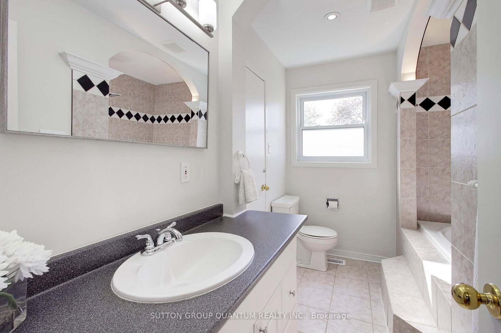 336 Queen Street S • #14 • Mississauga, ON photo 27