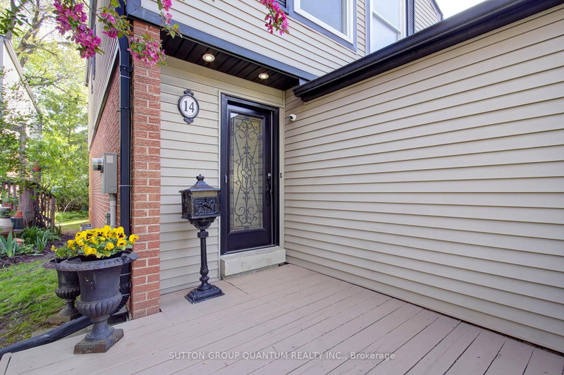 14 - 336 Queen Street S