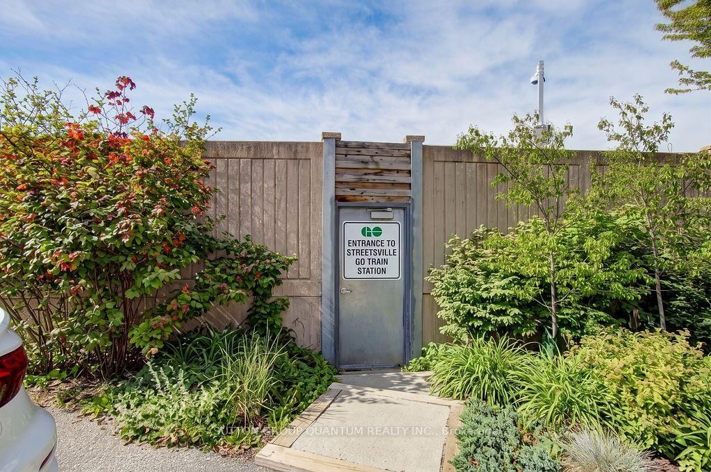336 Queen Street S • #14 • Mississauga, ON photo 37