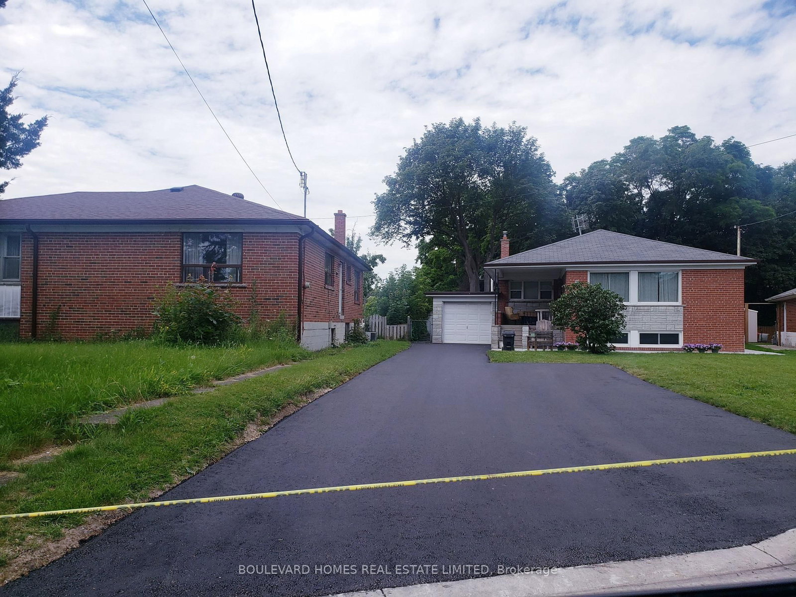 4 Appletree Court, Toronto, ON