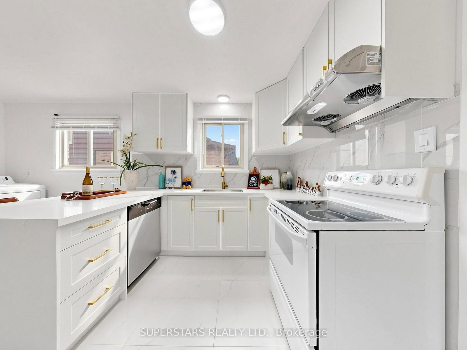 6411 Chaumont Crescent • Mississauga, ON photo 1